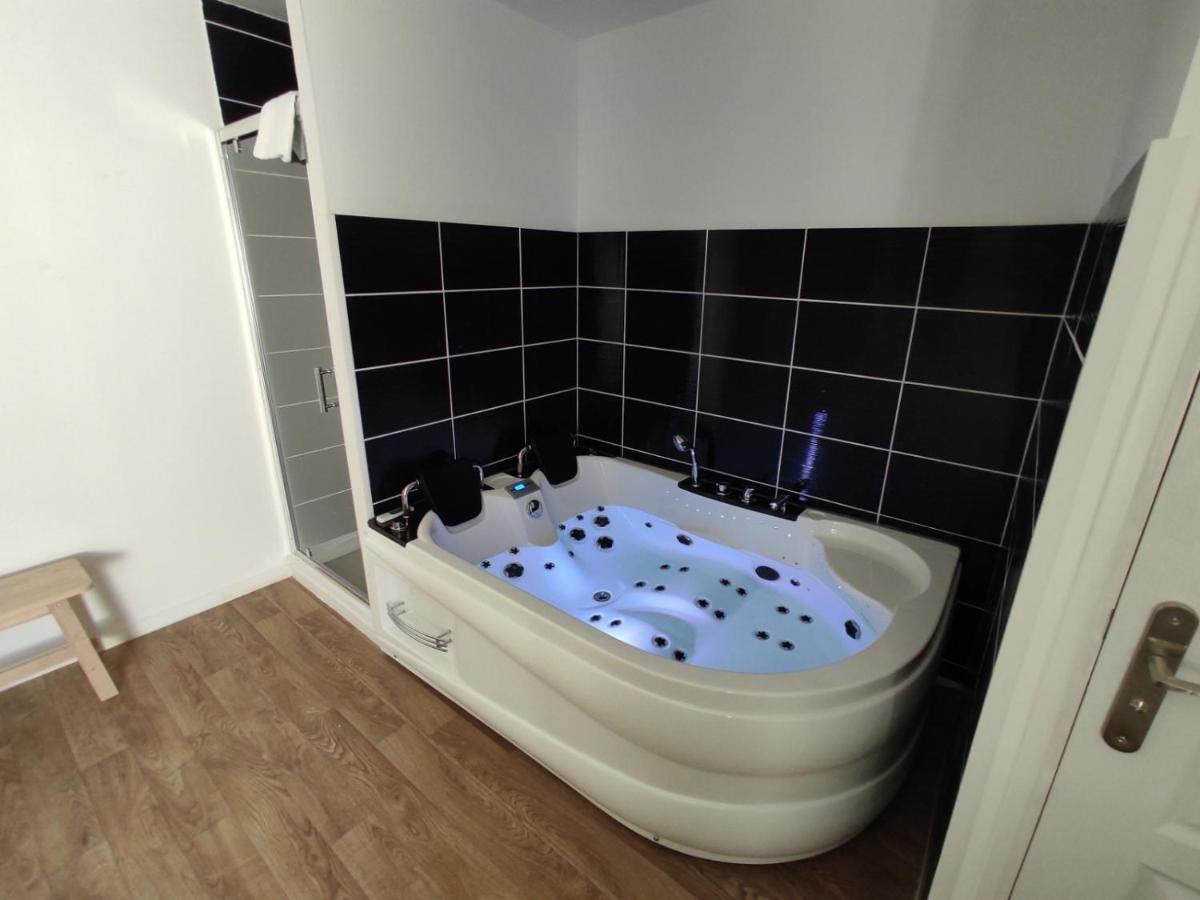Ng Suitehome - Lille I Roubaix Centre I Coq Francais - Balneo - Netflix - Wifi Exteriér fotografie